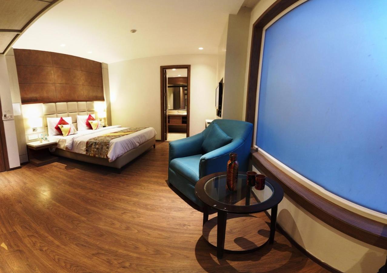Lemonwood Suites By F9 Hotels - Trivoli Garden Chhatarpur New Delhi Buitenkant foto